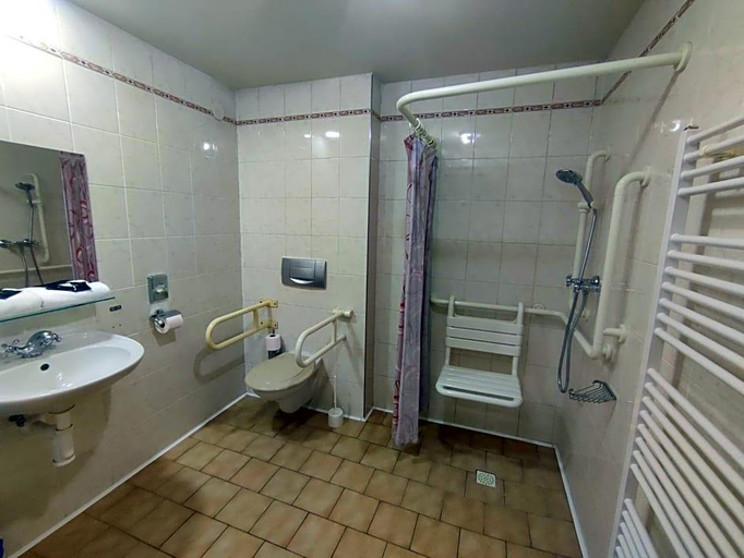 Bathroom 4, Brixen, Havlíčkův Brod