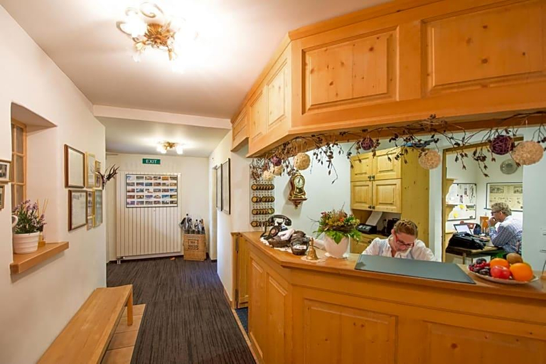 Public Area 3, La Cruna Hotel-Restaurant, Surselva