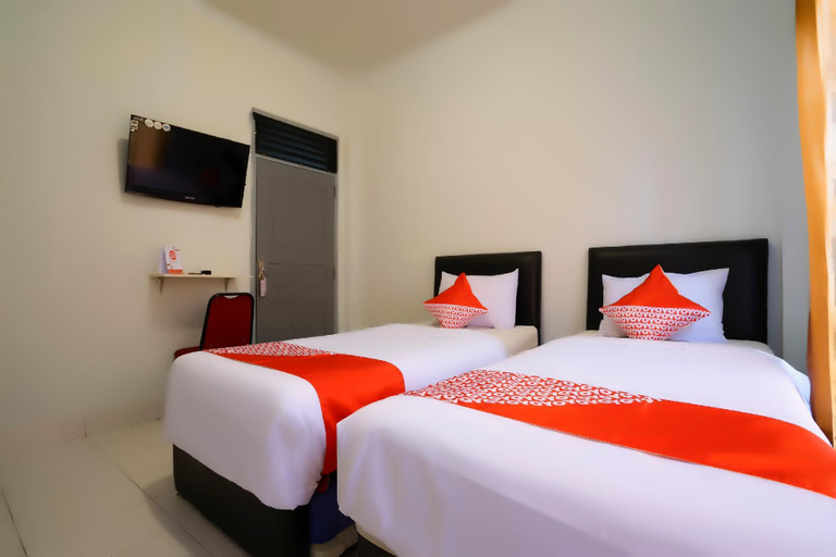 General view 3, 2876 Hotel Idayu, Palembang