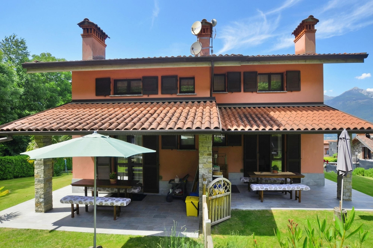 Exterior 2, Casa Lina, Lecco