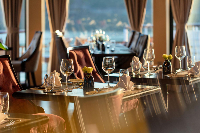 Food & Drinks 3, Halong Capella Cruise, Hạ Long