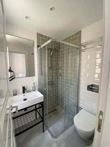 Bathroom 5, Mon Petit Hotel, Bozcaada