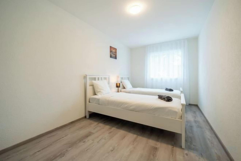 3, Modern Swiss Apt spacious garden + parking, Zofingen
