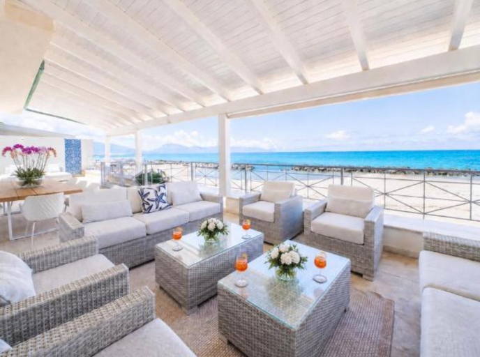 Restaurant 4, Villa Amira By Ledhome, Palermo