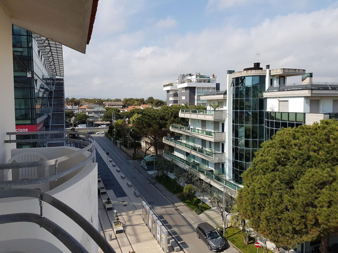 Public Area, Hotel Ceccarini 9, Rimini