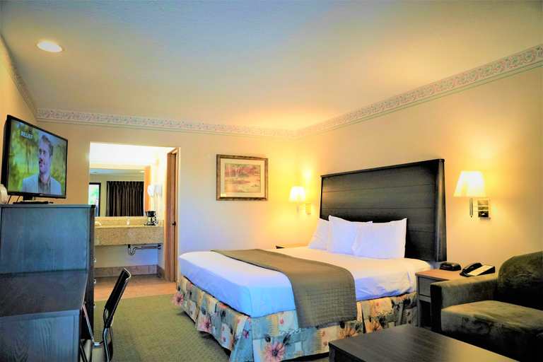 Bedroom 2, College Inn, Polk