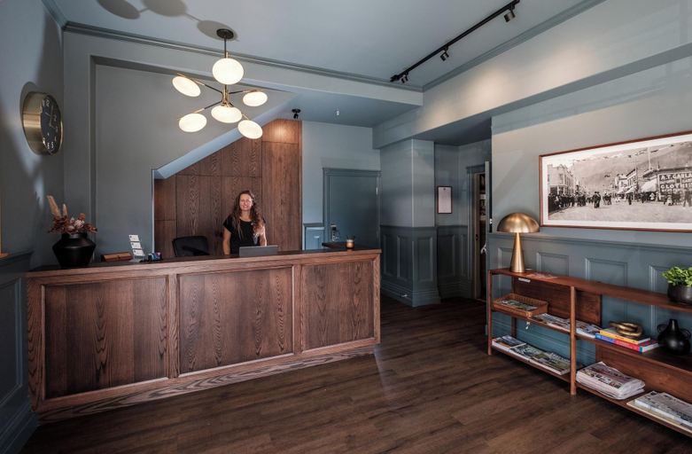 Public Area 2, Kaslo Hotel, Central Kootenay
