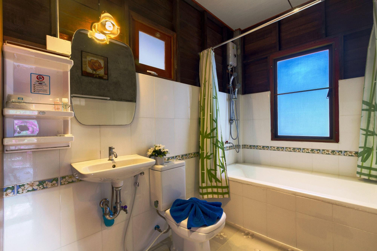 Bathroom 3, Kanya Cozy Bungalows Kata Beach, Phuket Island