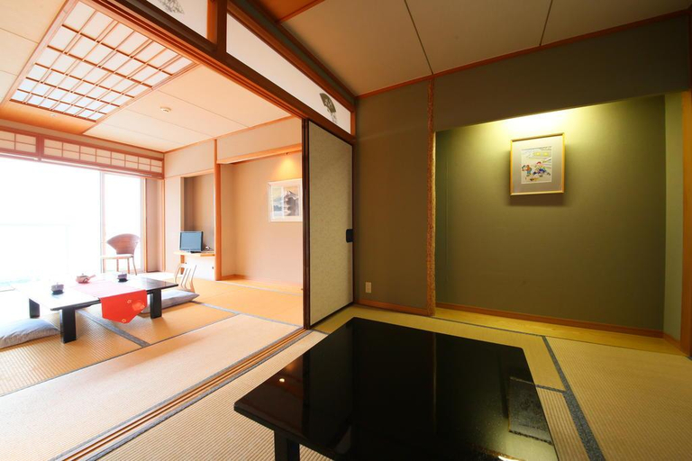 Exterior & Views 2, Nishiizu Crystal View Hotel, Nishiizu