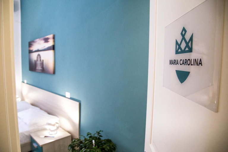 Room 4, Borgo Angioino, Napoli