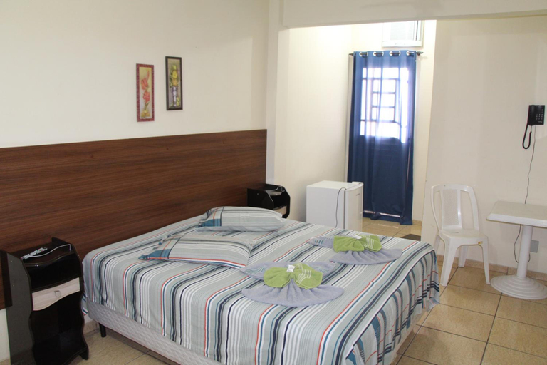Bedroom 5, Hotel Comfoort, Volta Redonda