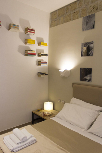 Bedroom 3, Schiara Guest House, Napoli