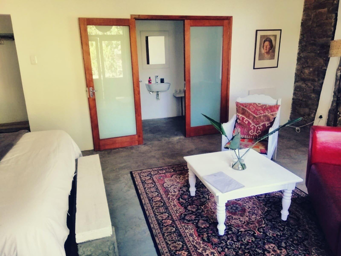 Room 4, Seven Fountains Farm, Cacadu