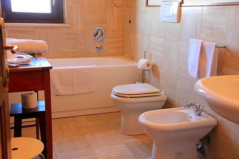Bathroom 4, Hotel Ristorante Degli Angeli, Rieti