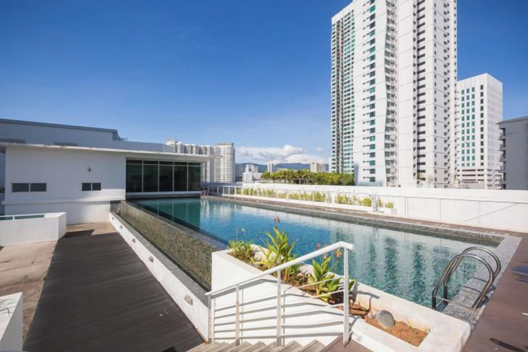 4, Maritime Seaview Comfy Suite in Penang with TVbox.Pool.Wifi, Pulau Penang