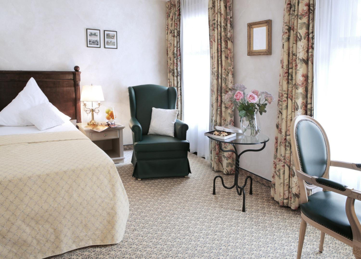 Bedroom 3, Jagdhaus Waldidyll, Zwickau