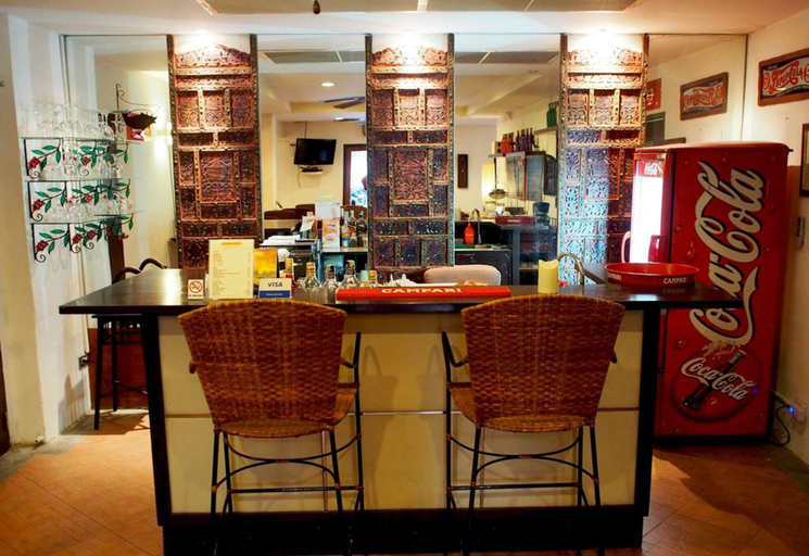 Food & Drinks 5, Drop Inn Bangkok, Khlong Toey