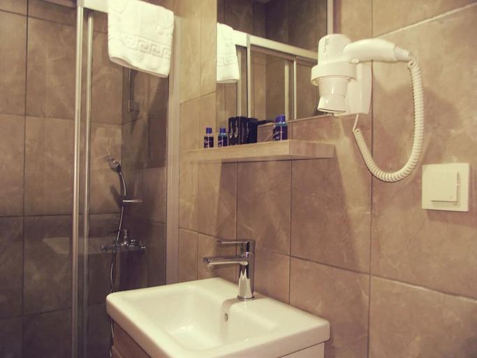 Bathroom 3, Niconya Port Suite & Hotel, Bakırköy