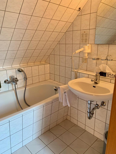 Bathroom 4, Parkhotel Pretzsch, Wittenberg