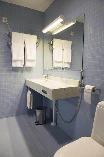 Bathroom 4, Hotel Royal Ruka, Northern Ostrobothnia