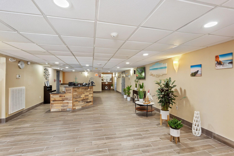 Public Area 2, The Americana Hotel, Worcester