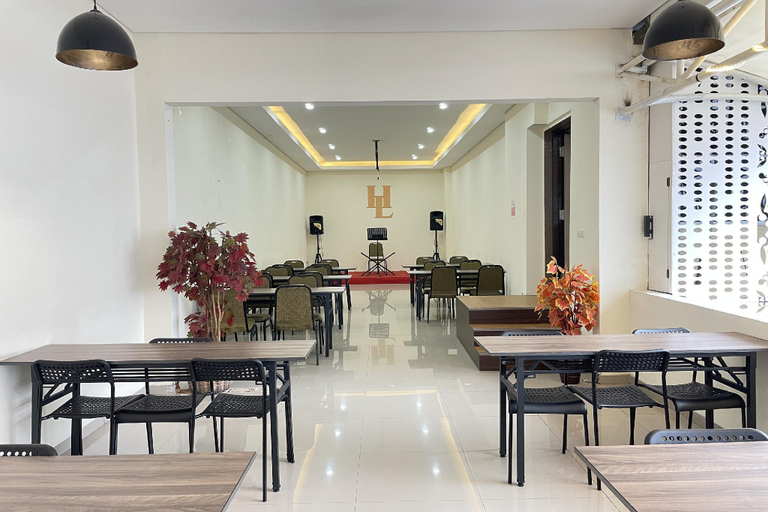 Restaurant 5, Hotel Lengkong 2, Bandung