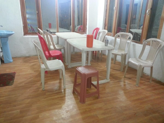 Room 2, Rising Moon Guest House, Gandaki