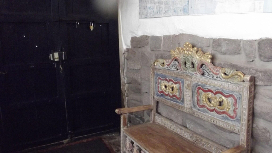 Public Area, El Balcon, Cusco