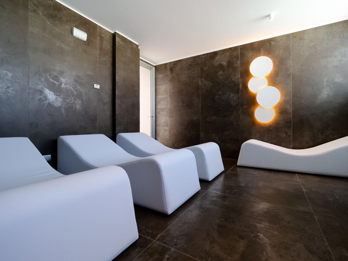 Sports and Entertainment 2, Dan Hotel, Rimini
