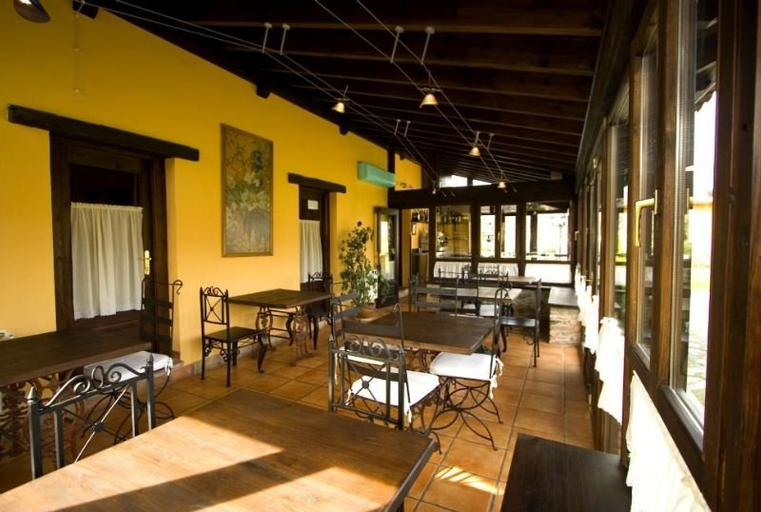 Food & Drinks 5, La Casona De Nueva, Asturias