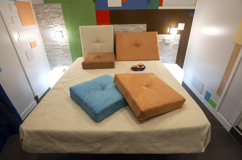Bedroom 3, Nives Bed and Breakfast, Napoli