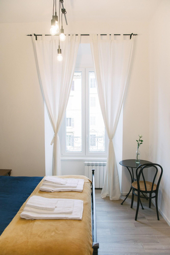 Bedroom 2, Vatican Garden Rooms, Rome