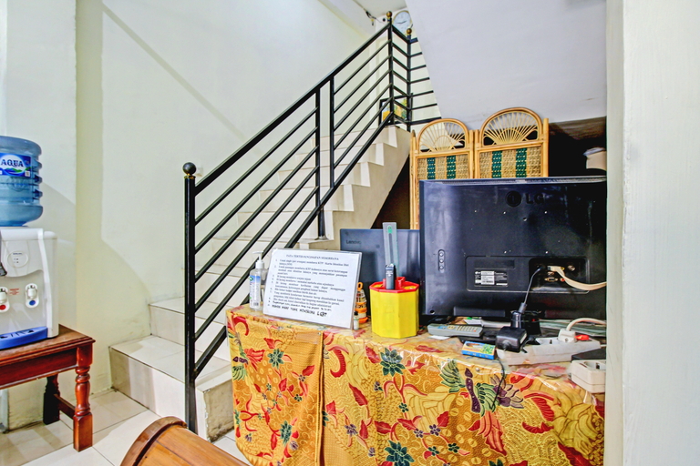 Lobby 2, 90226 Penginapan Sederhana Syariah, Palembang