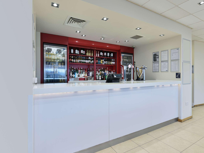 Food & Drinks 4, Travelodge Torquay, Torbay