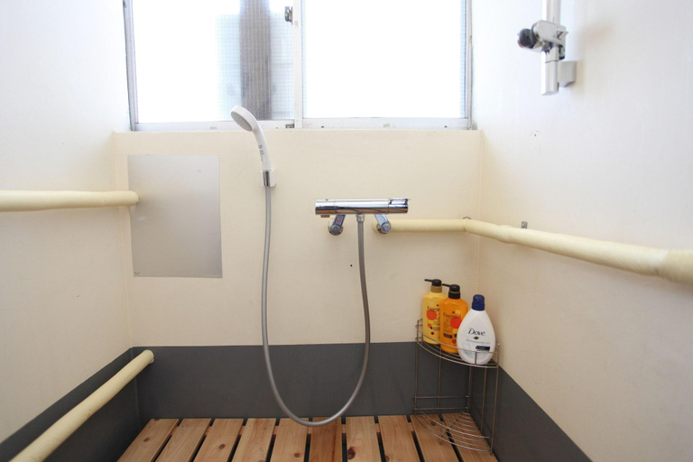 Bathroom 5, Fujiyama Base, Fujiyoshida