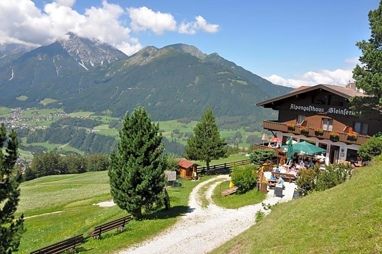 Public Area 3, Gleinserhof, Innsbruck Land
