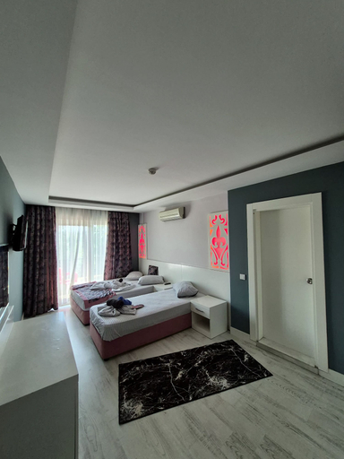 Bedroom 4, Beachway Hotel Side, Manavgat