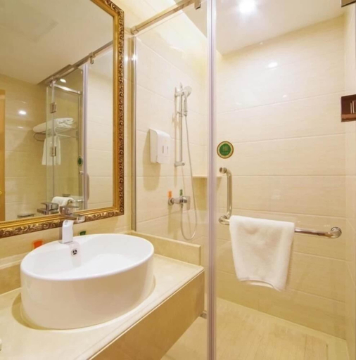 Bathroom 5, Vienna Hotel Jinshan Road Yiyang, Yiyang
