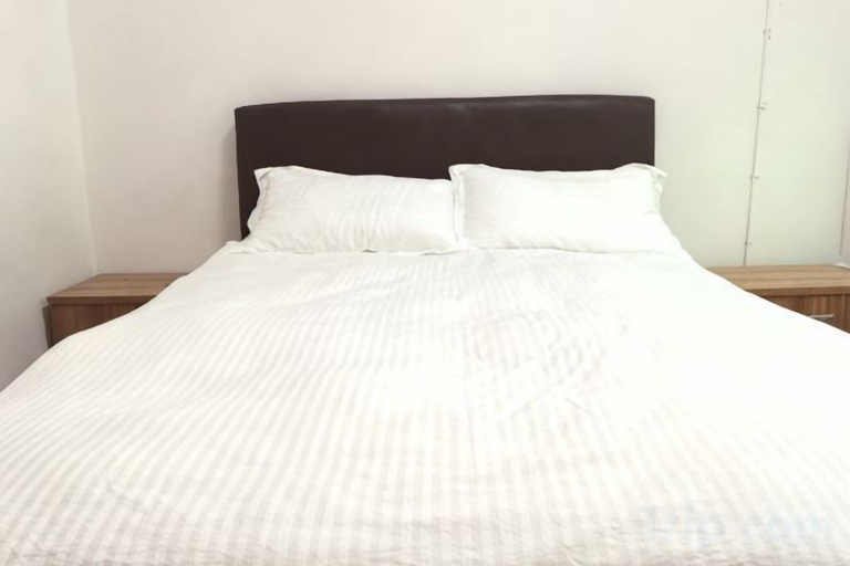 Bedroom 5, Jincheng Hostel, Shanghai