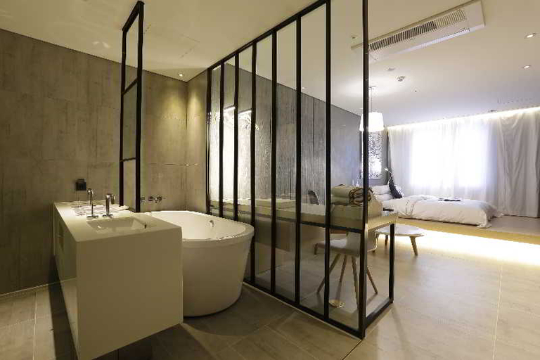 Bathroom 5, Hotel The Designers Incheon, Namdong