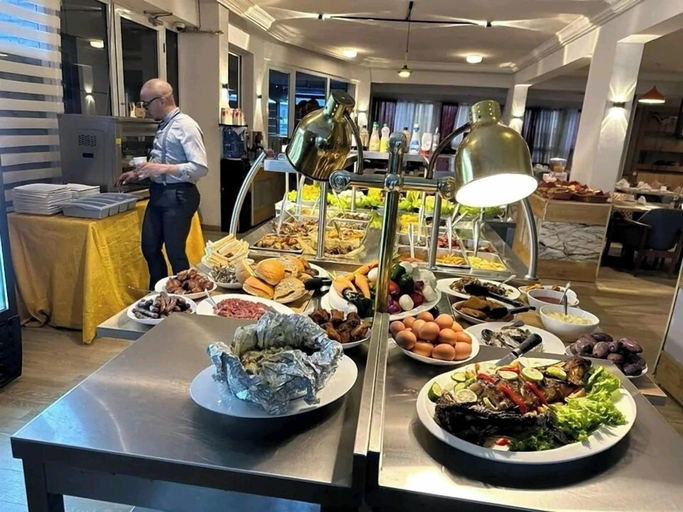 Restaurant 2, Leon Hotel, Kinshasa