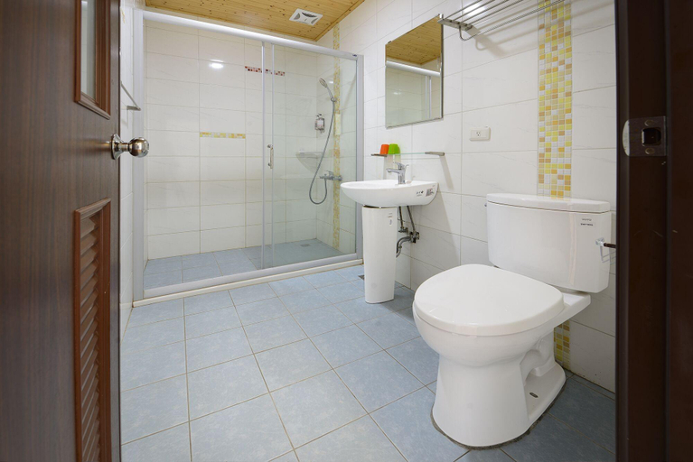 Bathroom 4, Come Inn2, Pingtung