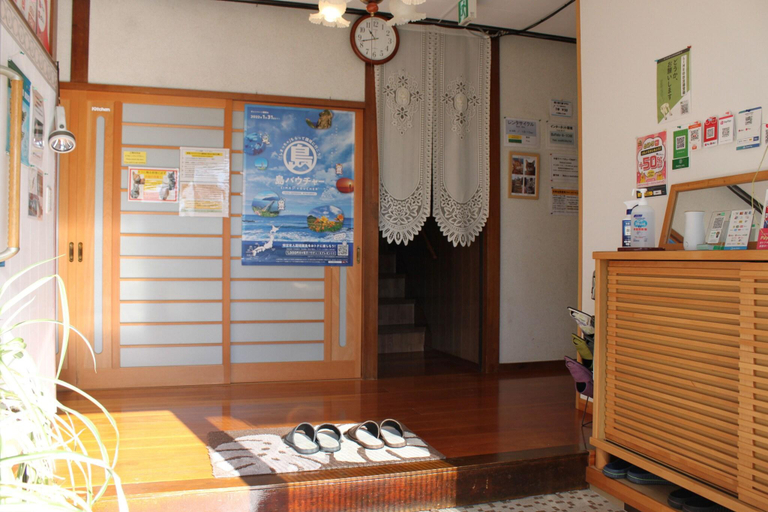 Public Area 2, ROSENCAT, Sado