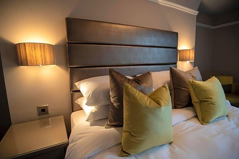 Bedroom 4, Cubley Hall, Barnsley