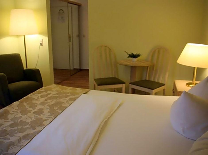 Bedroom 3, Altes Kasino, Ostprignitz-Ruppin