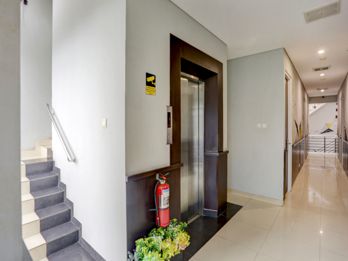 General view 3, OYO 90056 Wisma Kebon Kacang 9, Central Jakarta