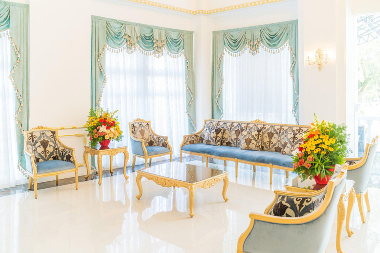 Public Area 3, Lafaayette Luxury Suites Baguio, Baguio City
