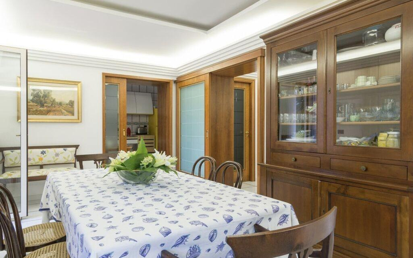 Room 3, Villa Irma, Napoli