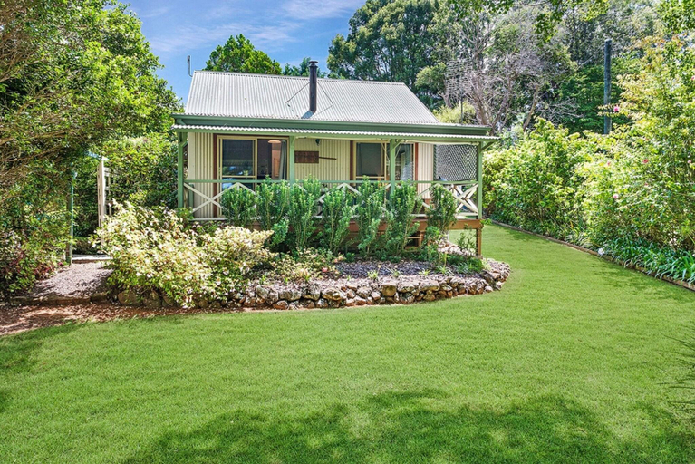 General view 4, Bendles Cottages and Country Villas, Caloundra - Rail Corridor