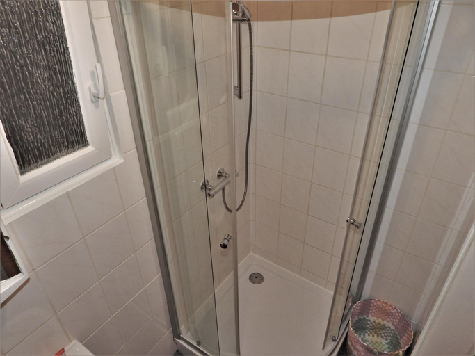 Bathroom 4, Pension Winnemuller, Cochem-Zell